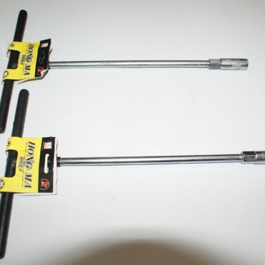 Khóa Chữ T bọc nhựa