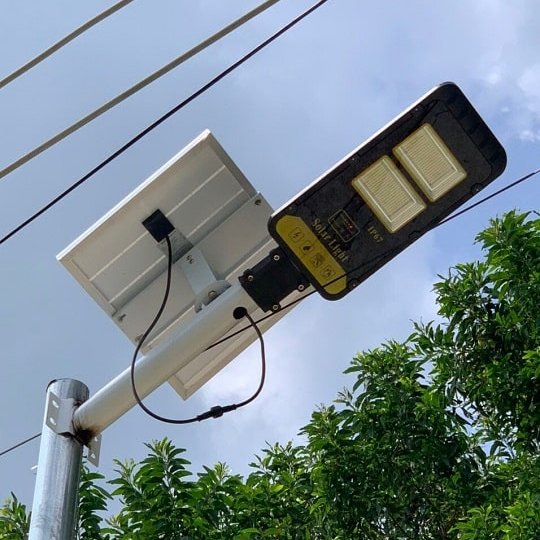 Đèn Pha Led Năng Lượng Mặt Trời 