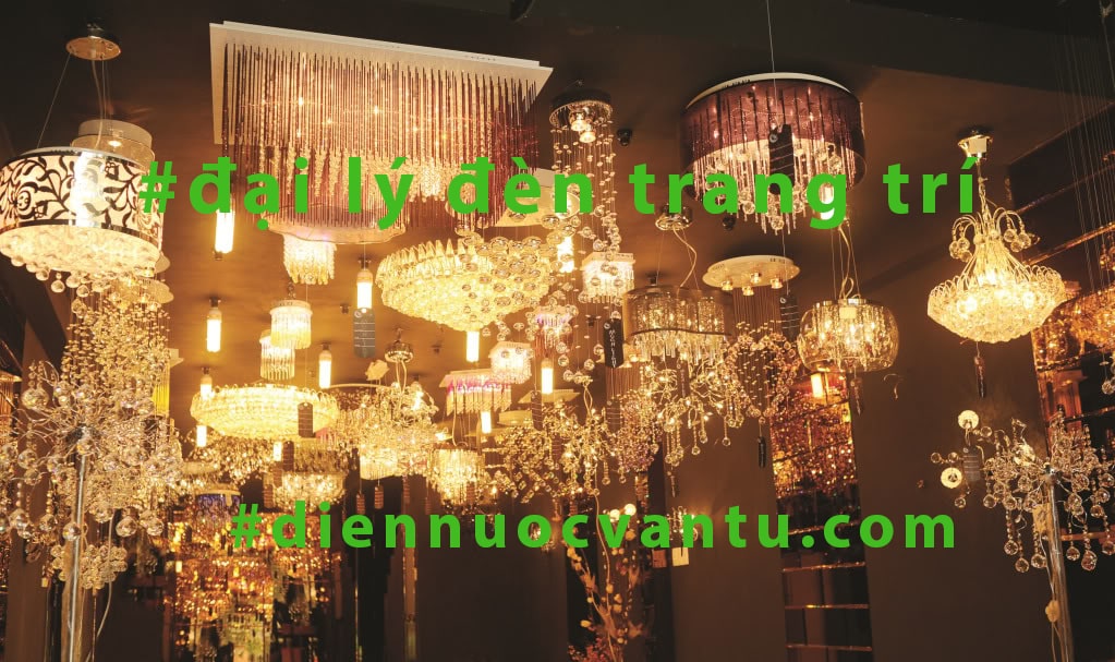 showroom đèn trang trí